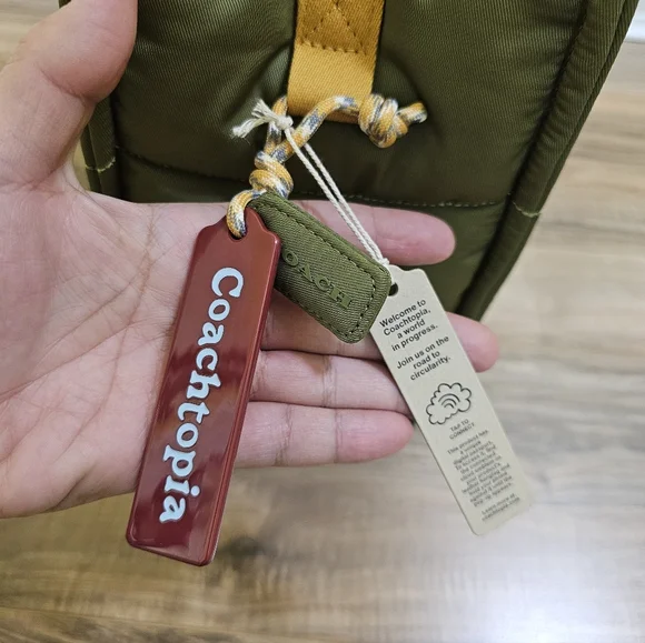 New Coach COACHTOPIA LOOP TOTE in a Dust Bag - Picture 4 of 17